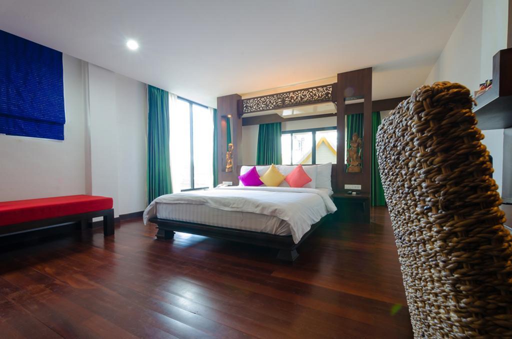 Nicha Suite Hua Hin Hotel Værelse billede